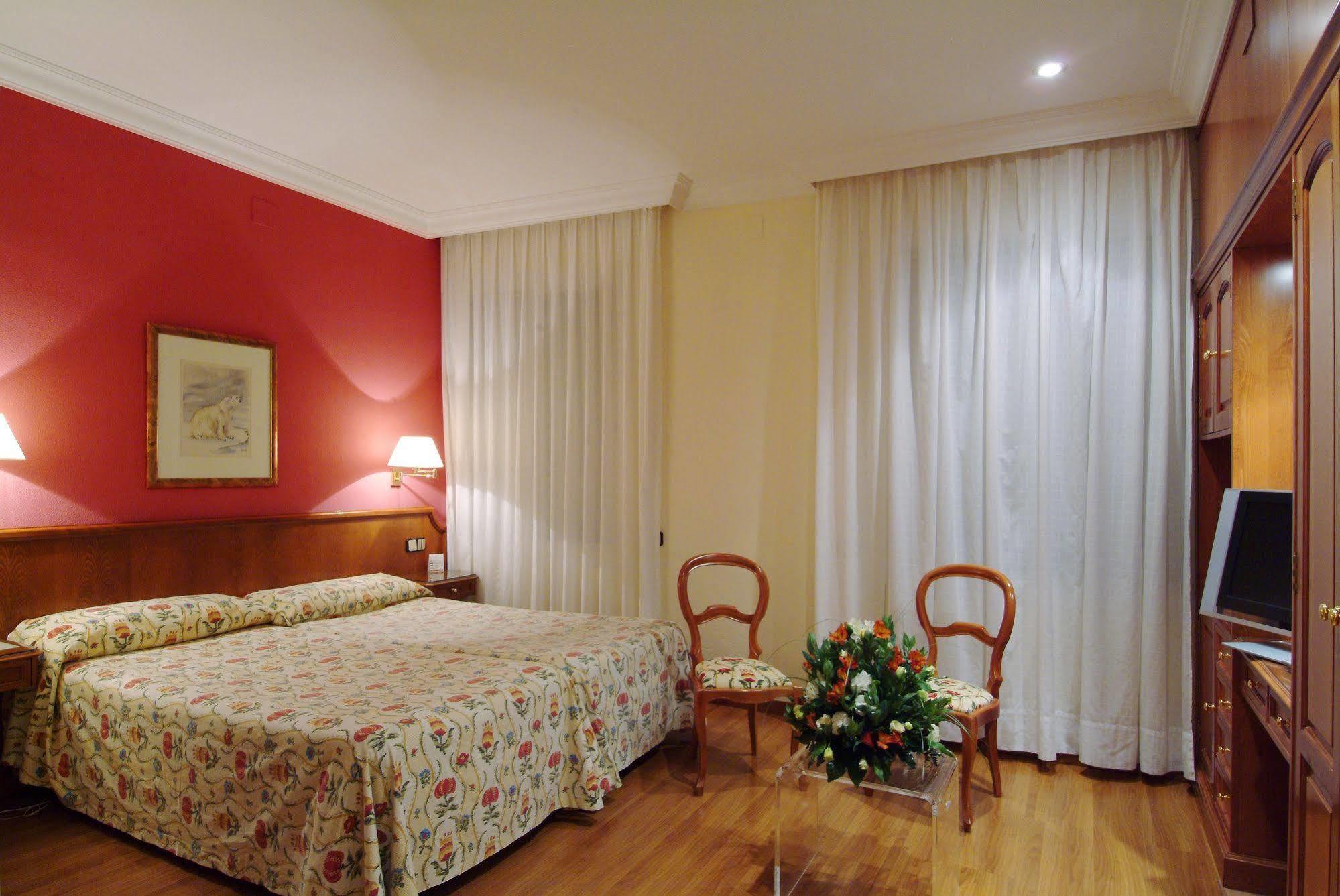 Regencia Colon Hotel Barcelona Eksteriør billede
